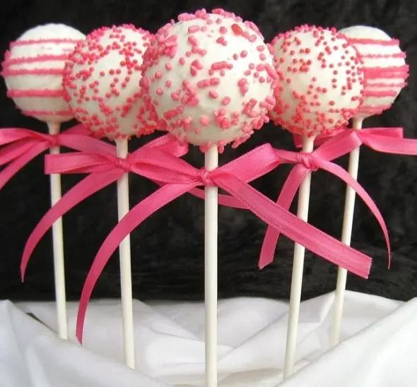 Shortbread cake pops